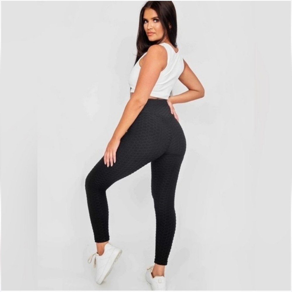 Black Ruched Back Tik Tok Honeycomb Texture Active Legging Size Medium